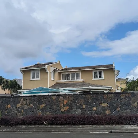 Villa De Alisha